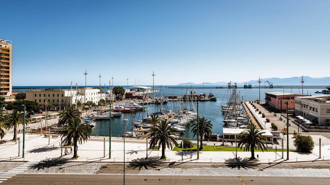 Birkin Marina Hotel Cagliari Exterior photo